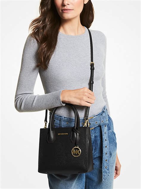 michael kors mercer acorn handtas|Mercer Medium Pebbled Leather Crossbody Bag .